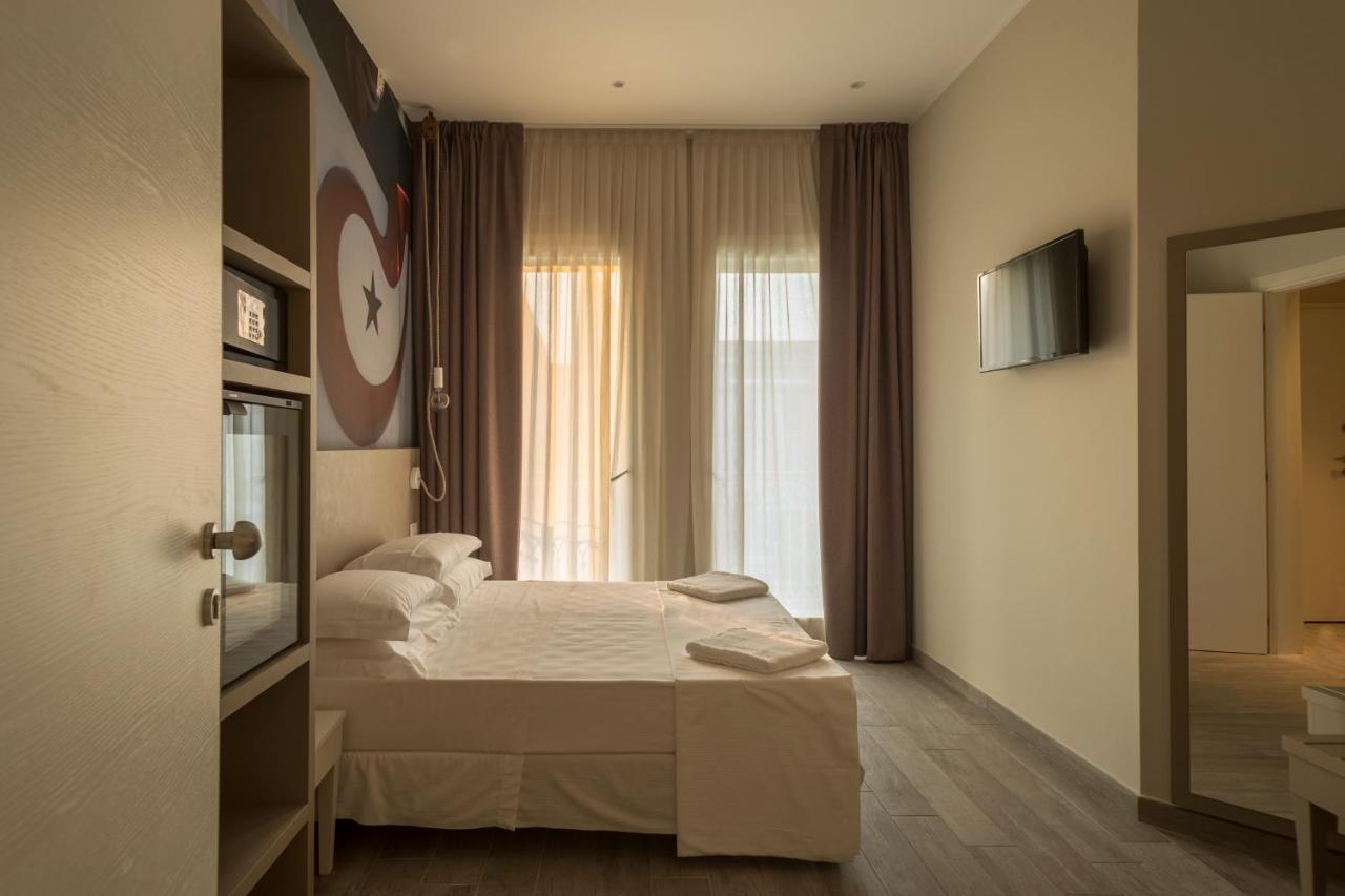 Porto Canale B & B เชเซนาติโก ภายนอก รูปภาพ