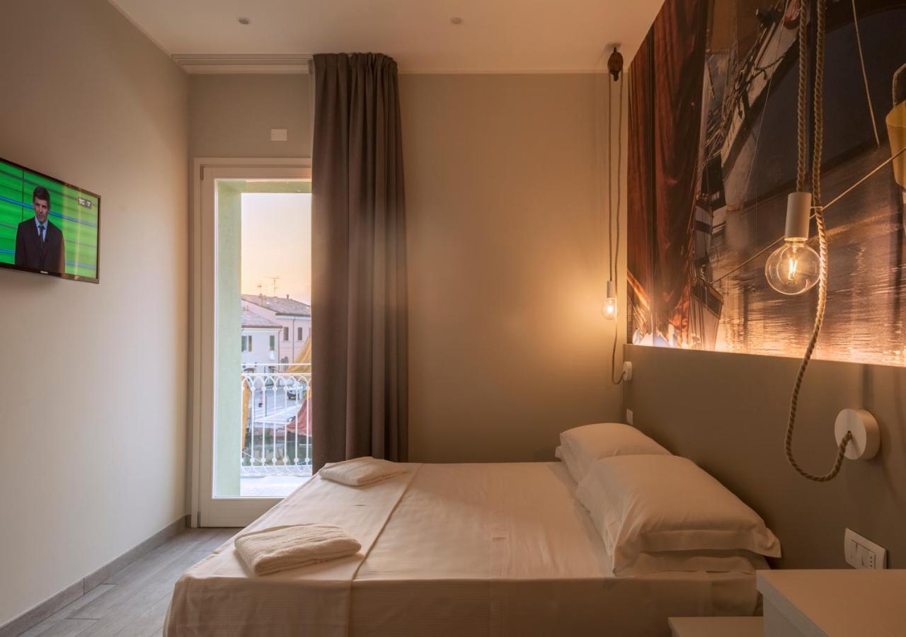 Porto Canale B & B เชเซนาติโก ภายนอก รูปภาพ
